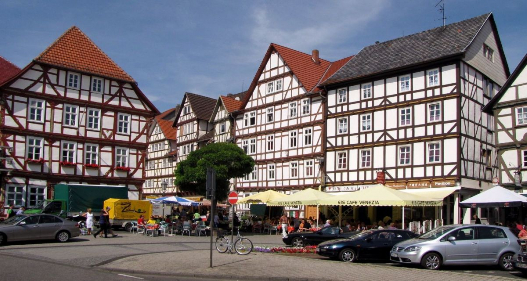 Der Baumpfleger 37 - Baumpflege Eschwege